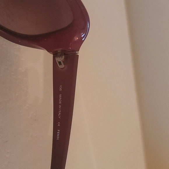 Fendi Burgundy Wine Merlot Logo Vintage Small Medium Frame Sunglasses - Picture 5 of 6